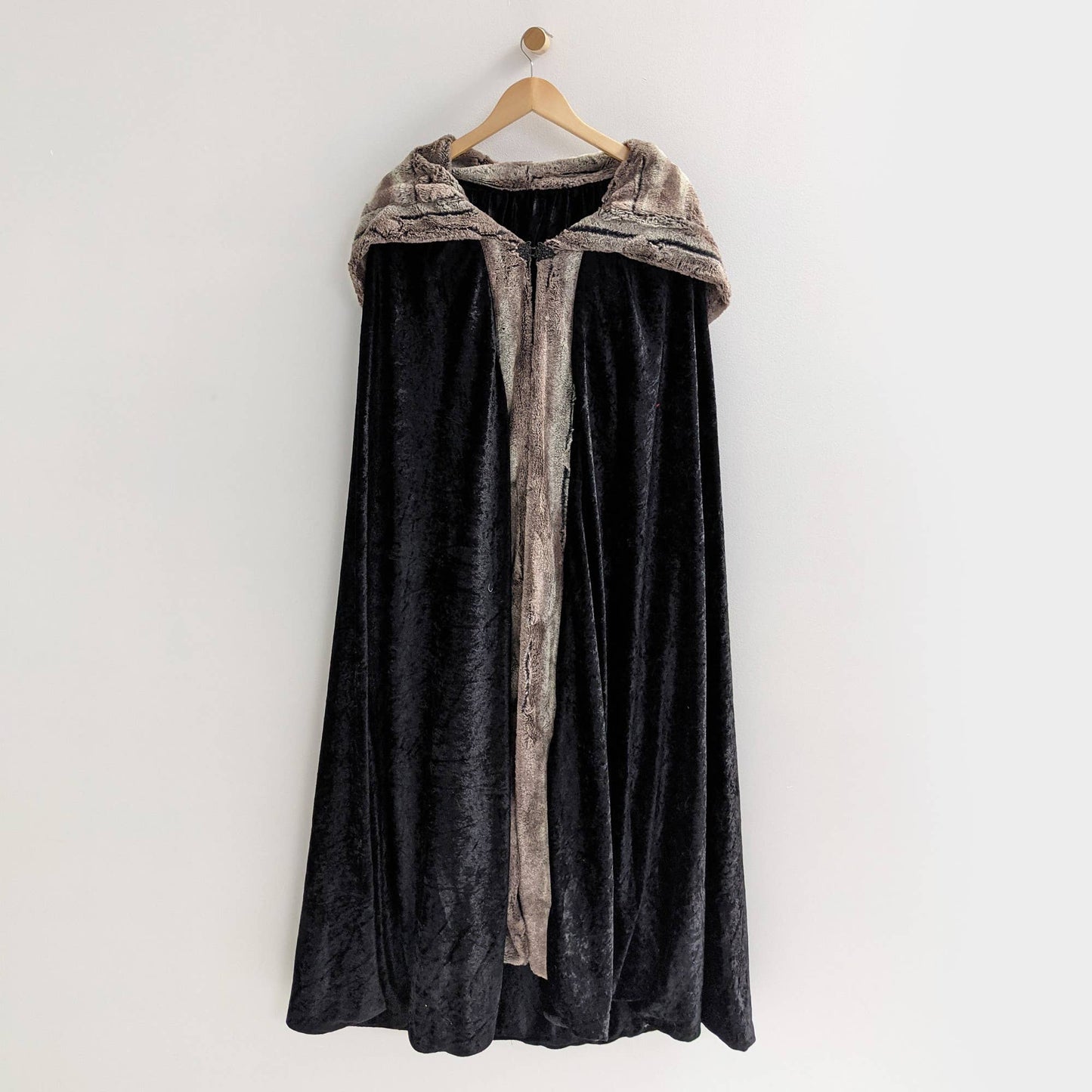 Black Hooded Cloak with Pewter Fur Trim